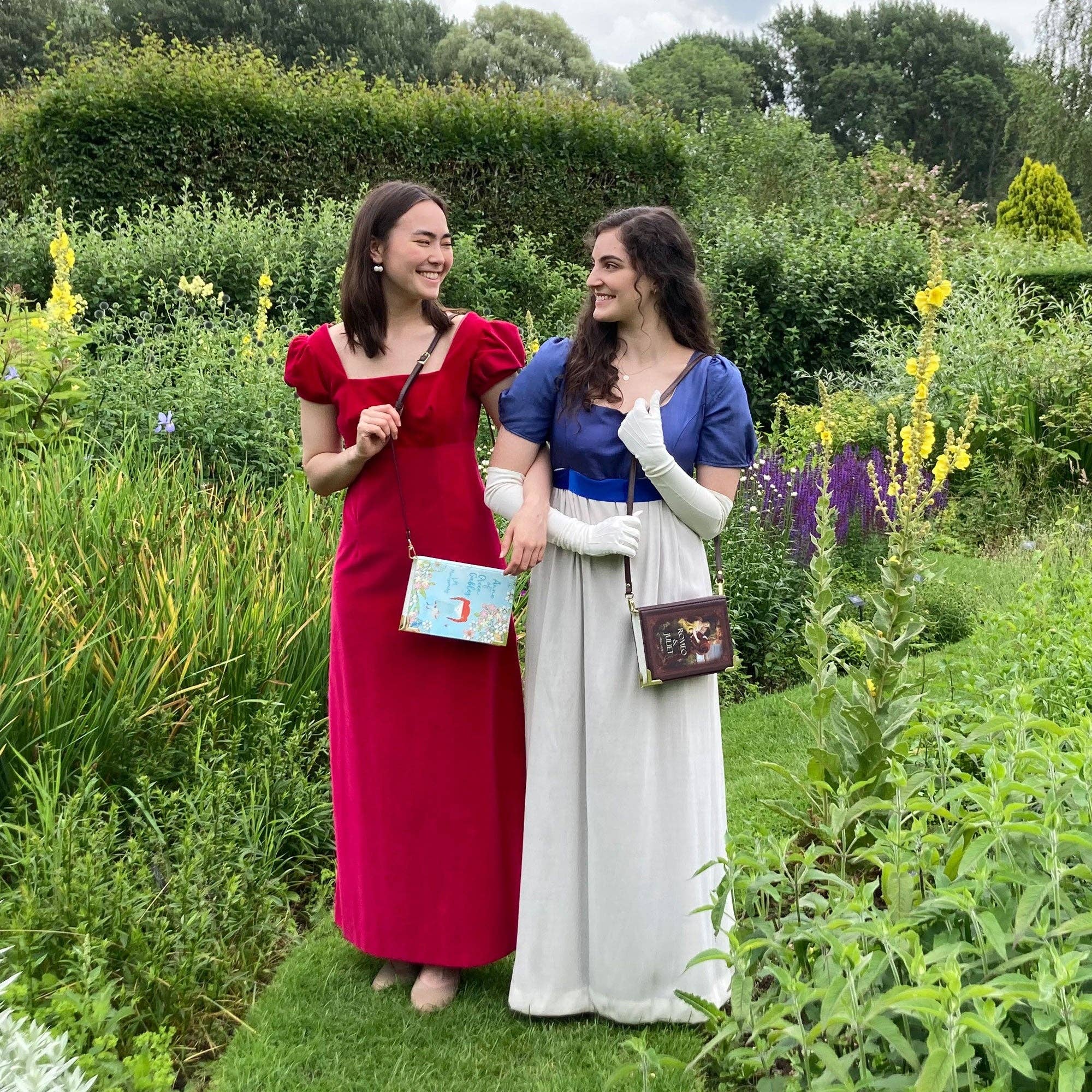 Book-shaped handbag with 'Anne of Green Gables'