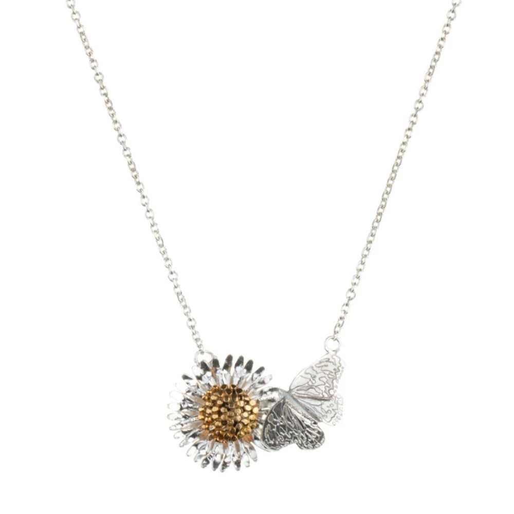 Amanda Coleman Handmade Butterfly and Daisy Necklace
