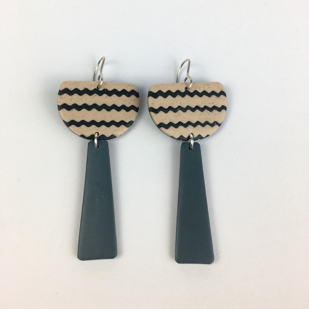 Nadege Honey Jewellery Earrings sand/black, grey