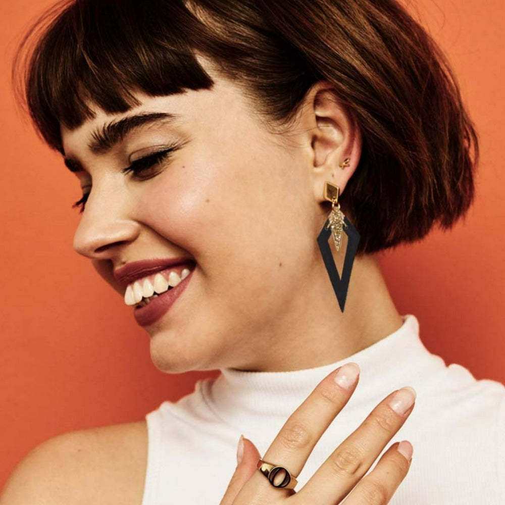 Toolally Arrowheads Earrings black & glitter