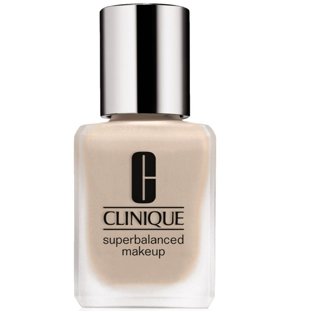 Clinique Superbalanced™ Makeup cn 20