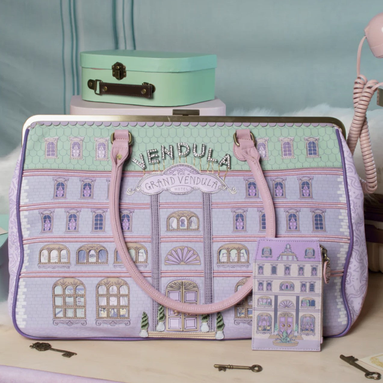 Grand Vendula Hotel bags