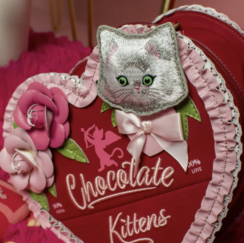 Vendula The Chocolate Heart Box Bag close up of design