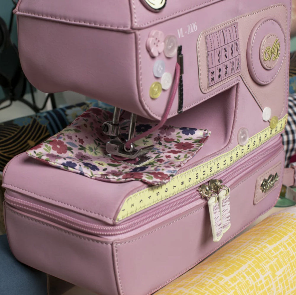 Pink sewing machine-shaped bag