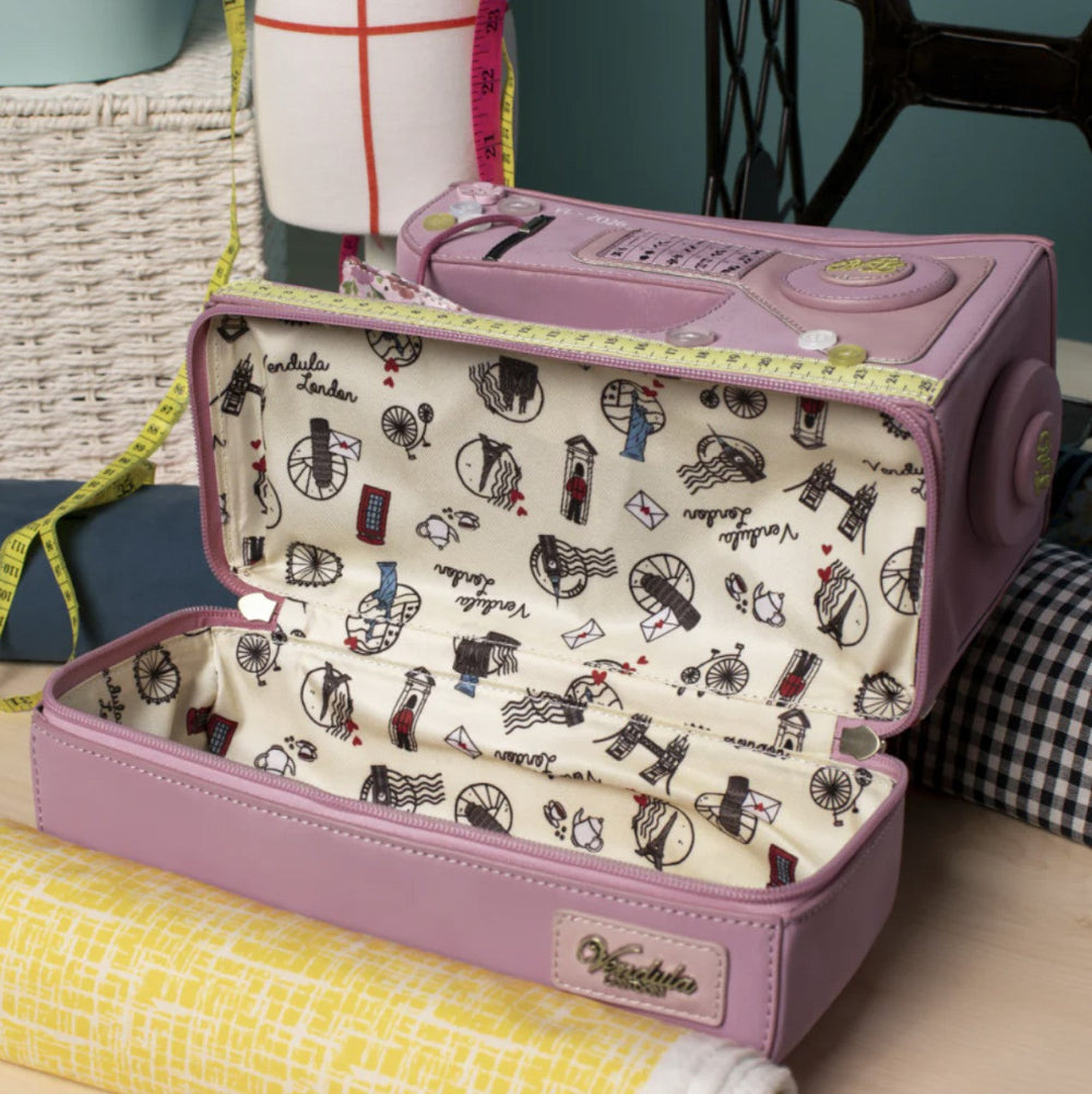 Pink sewing machine-shaped bag